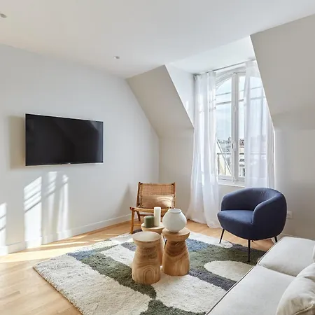 Spacious 3 Bedroom - Luxe Trocadero * Paris