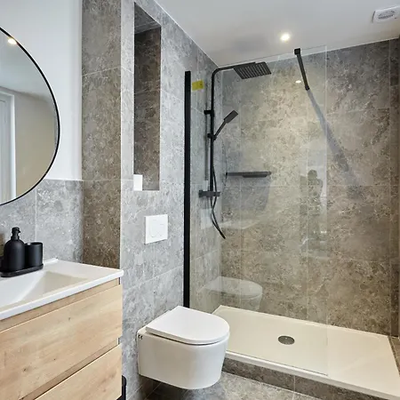 Daire Spacious 3 Bedroom - Luxe Trocadero Paris