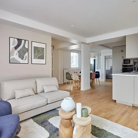 Daire Spacious 3 Bedroom - Luxe Trocadero