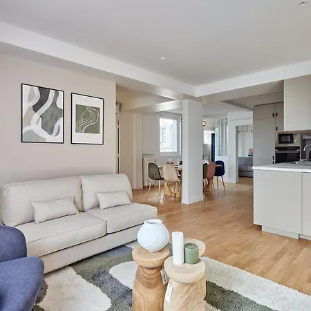 Daire Spacious 3 Bedroom - Luxe Trocadero Paris