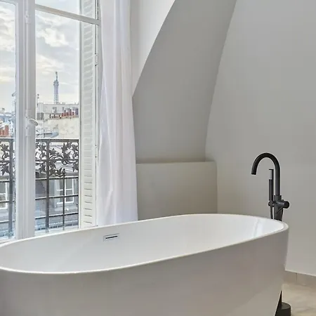 Daire Spacious 3 Bedroom - Luxe Trocadero Paris